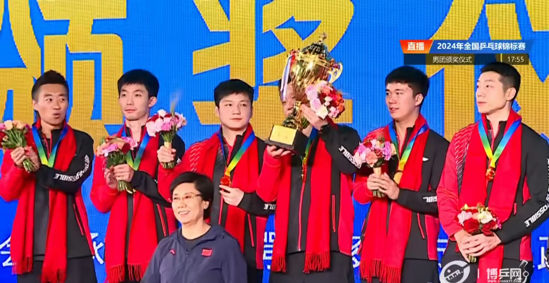 爱游戏-锦标赛上某支队伍实力强劲，勇夺胜利