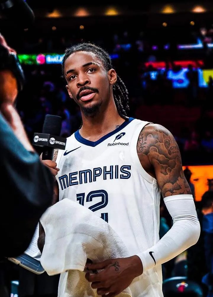 灰熊队继续保持不败纪录,实力凸显 灰熊队继续保持不败纪录,实力凸显