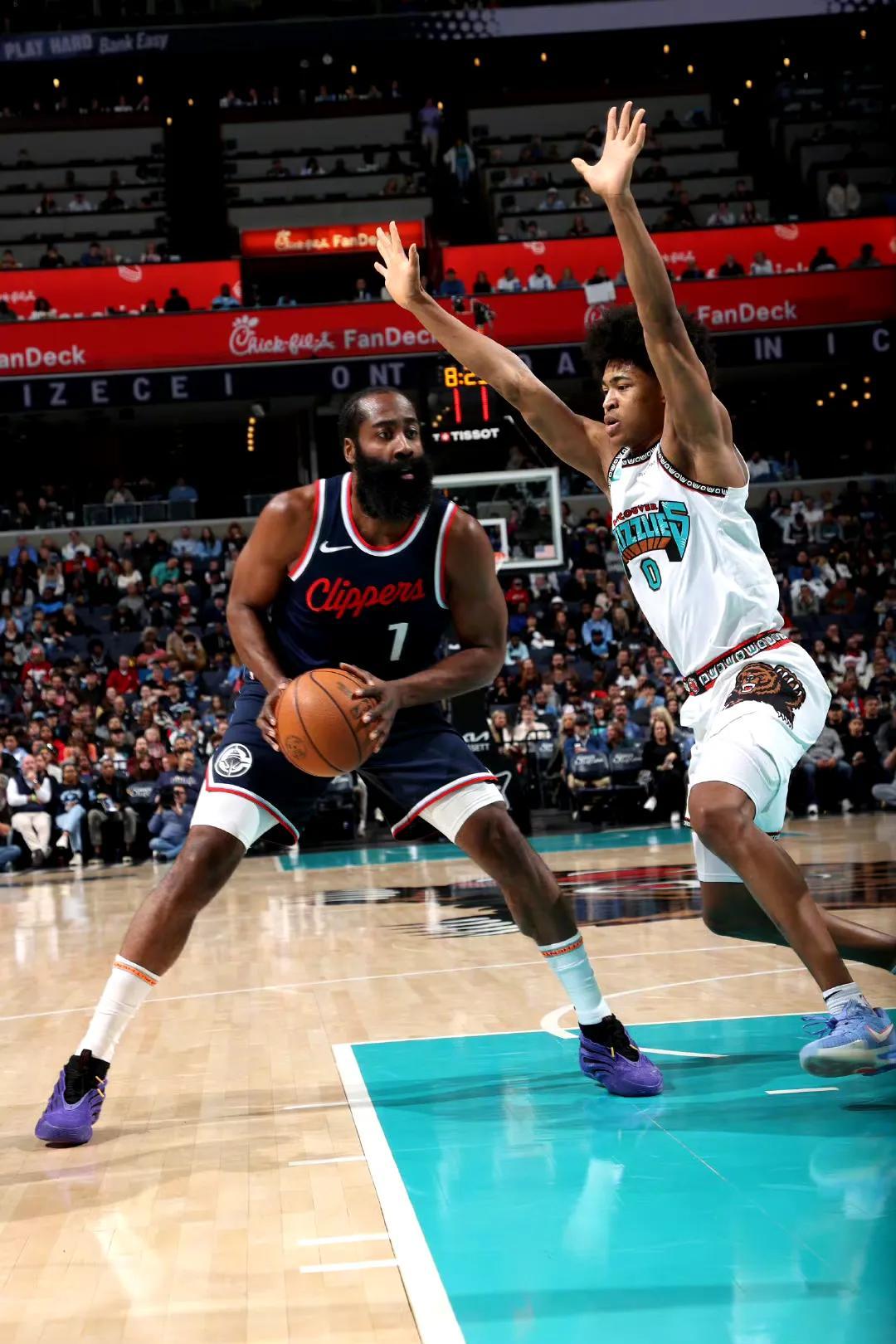 爱游戏官网-火箭队主场胜，逆袭夺取一场胜利