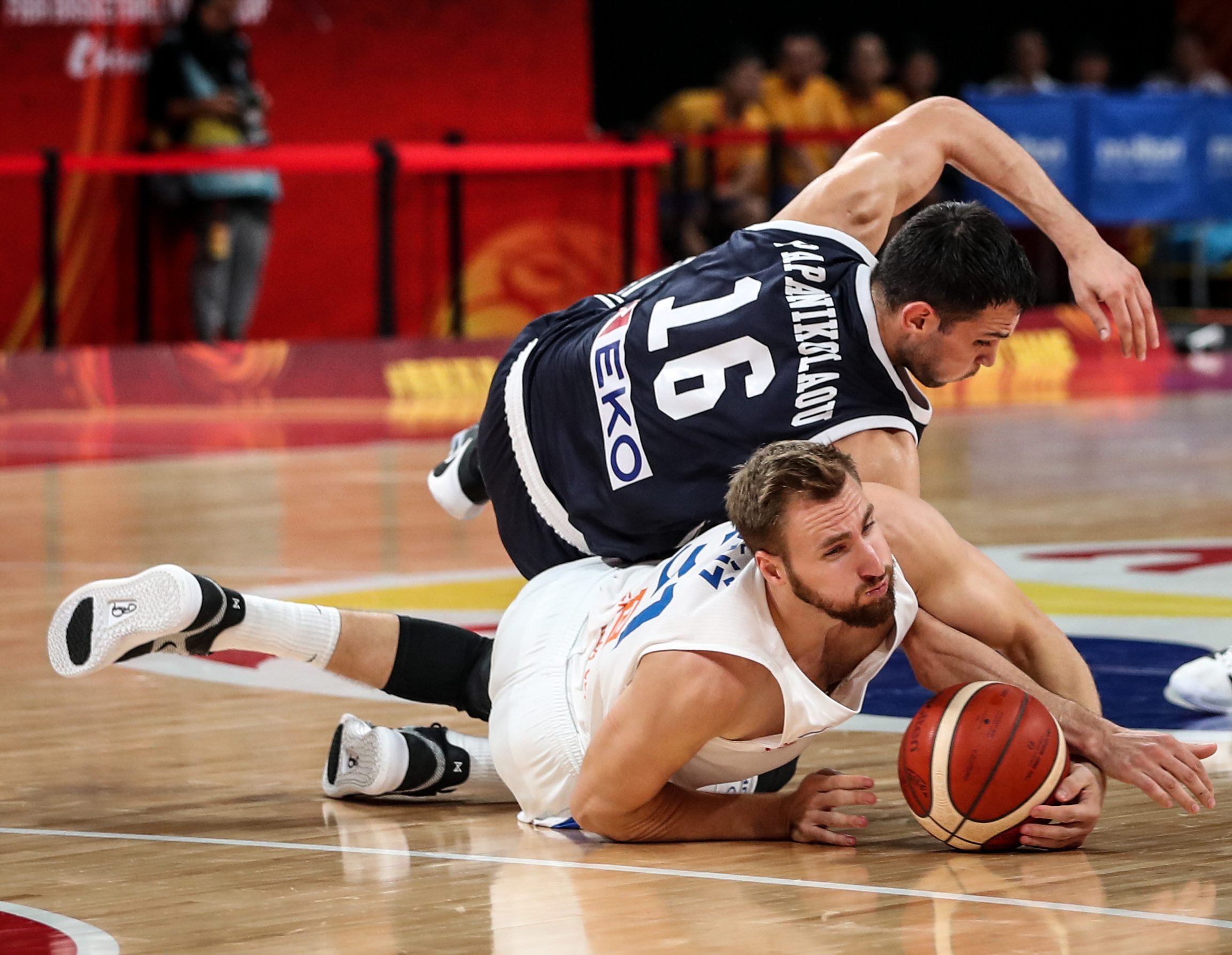 捷克篮球超级联赛半决赛,实力悬殊 捷克篮球超级联赛半决赛,实力悬殊