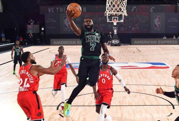 凯尔特人逆转篮网,范弗利特带队取胜 凯尔特人逆转篮网,范弗利特带队取胜