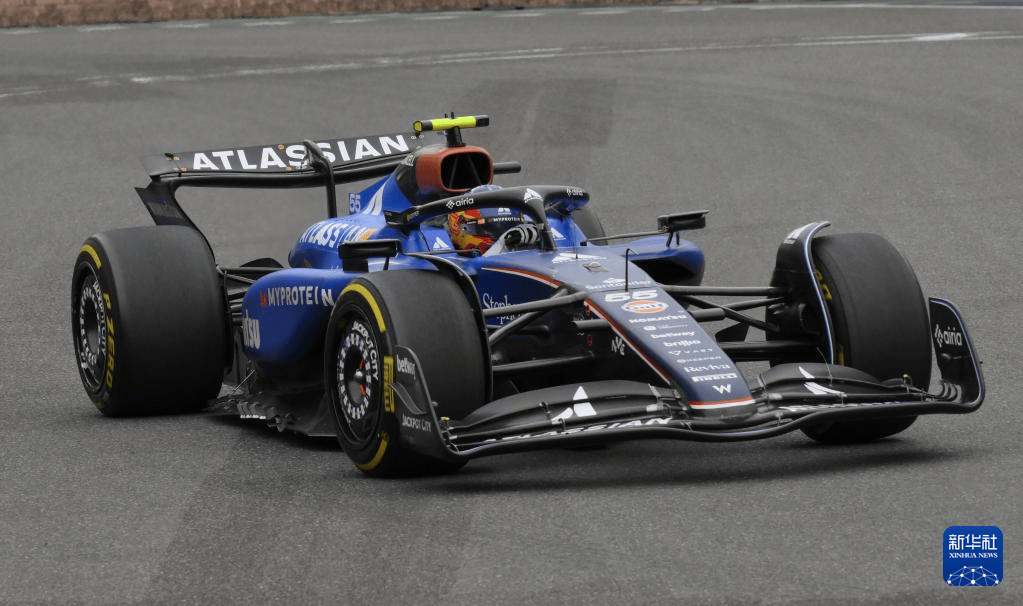 哈斯车队翻盘红牛车队,塞恩斯扛起全队的简单介绍 哈斯车队翻盘红牛车队,塞恩斯扛起全队的简单介绍